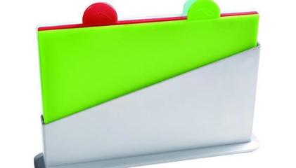 一抹红日用品 点亮日常生活的实用之美